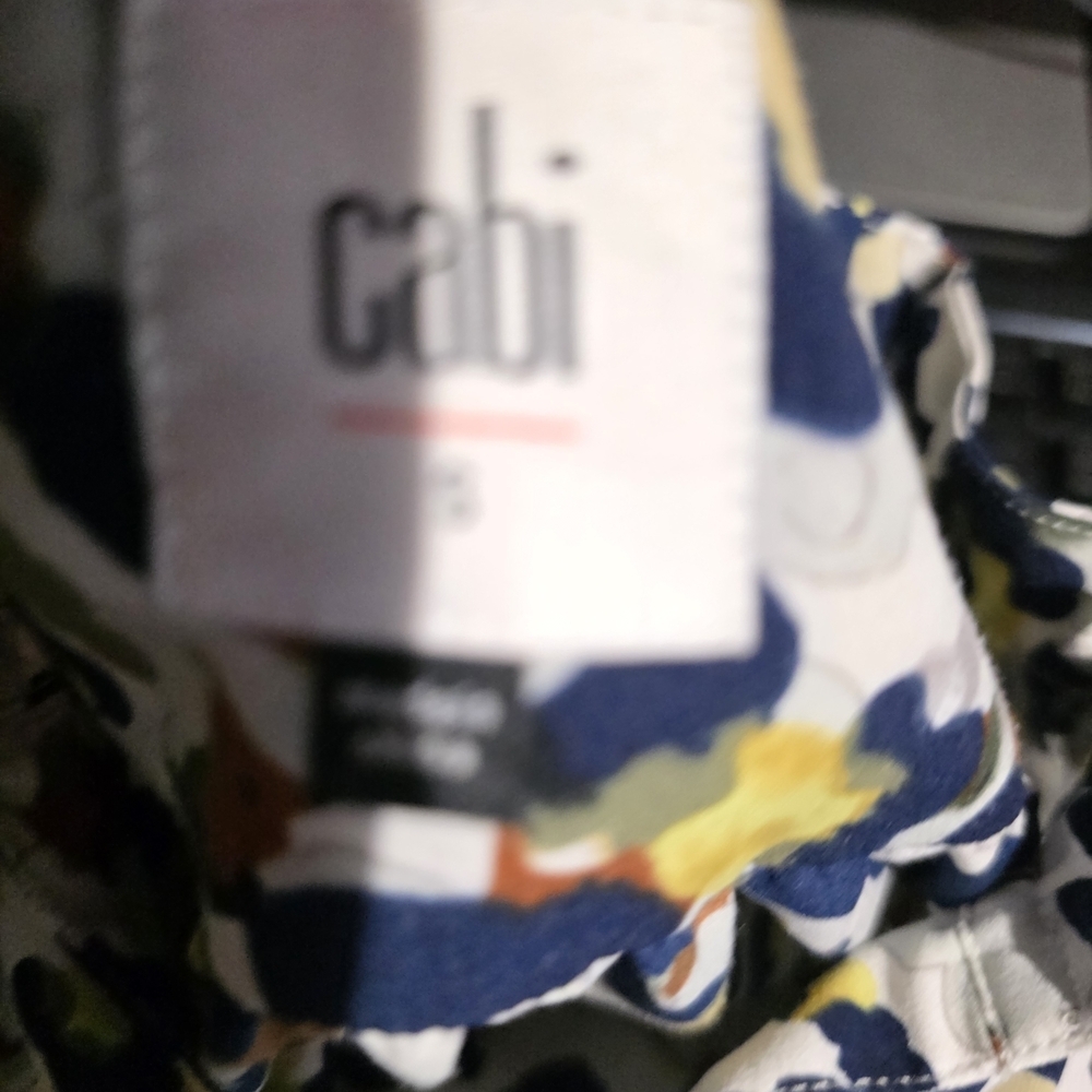 CAbi Chic Women's Sleeveless Blouse - Black, Blue, Yellow Print - Cheetah PTP 19 - Picture 5 of 5